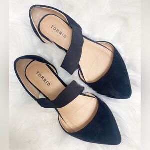 Torrid Black Faux Suede Pointed Toe Ballet Flat With Elastic Strap Women Sz 7W
